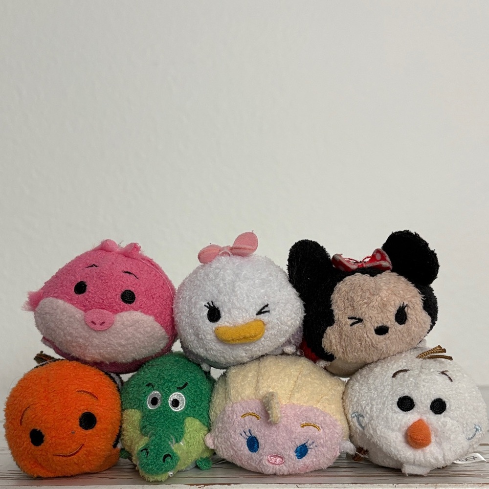 Disney Tsum Tsum Plush Toy Collection - Nemo, Elsa, Daisy, Minnie, Olaf etc